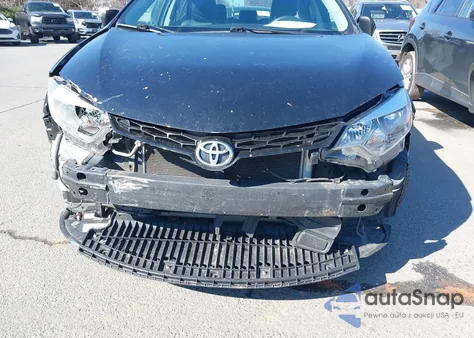 2015 Toyota Corolla S Plus z USA, uszkodzony, nr VIN 2T1BURHE8FC234788